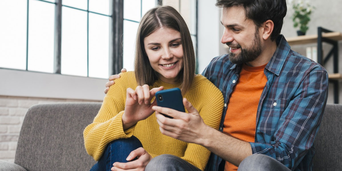 Brinque com seu parceiro no WhatsApp: ideias que você pode fazer neste app